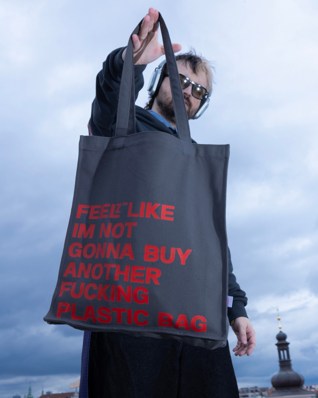 TOTE BAG {black}