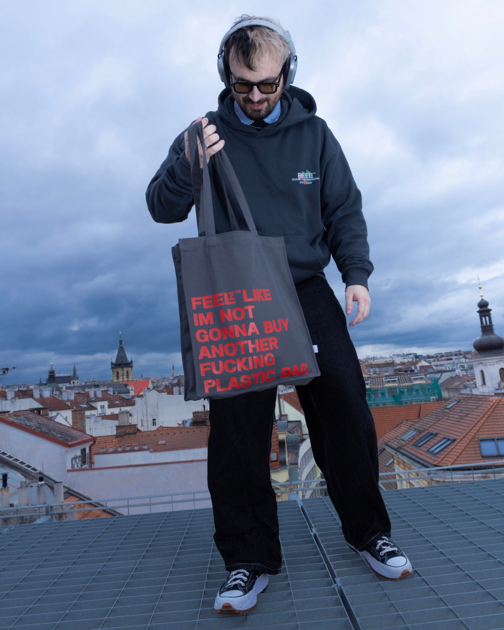 TOTE BAG {black}